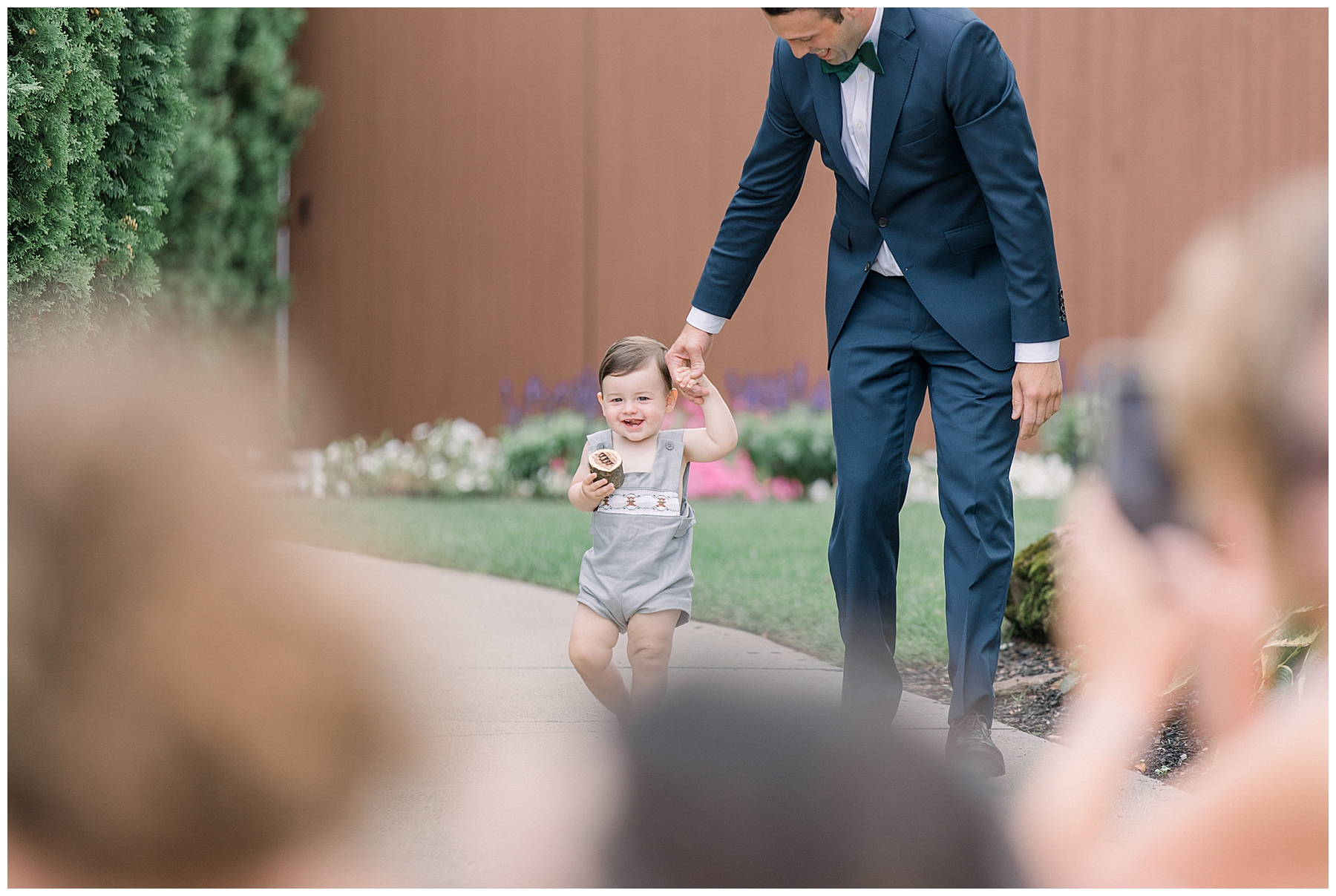 little kid at wedding ceremony
