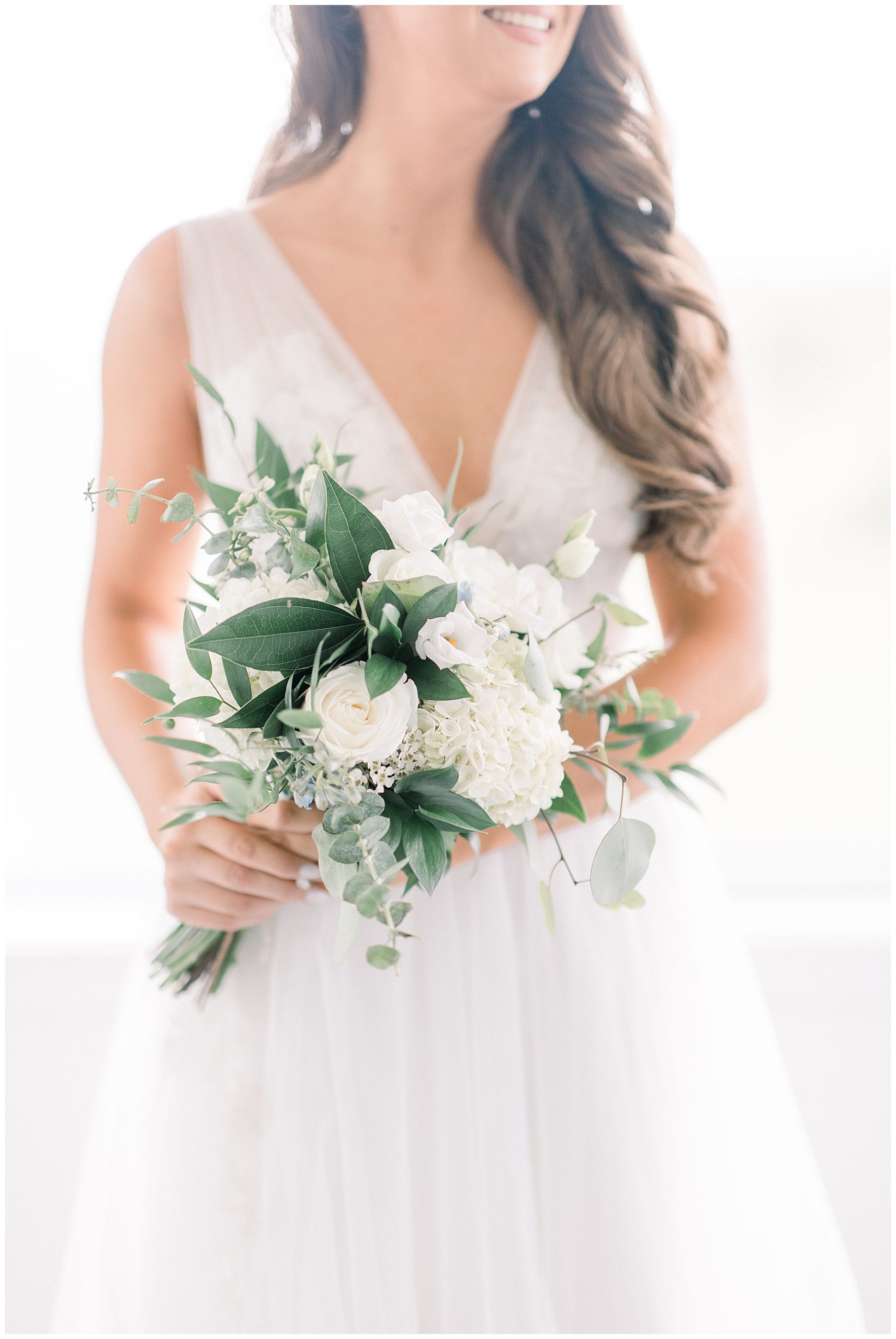 bride wedding bouquet