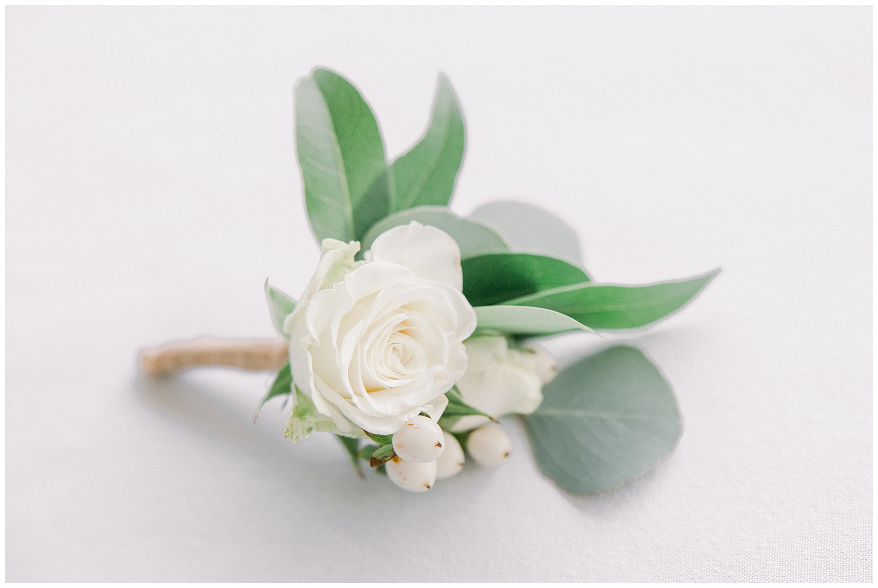 white VT wedding flowers