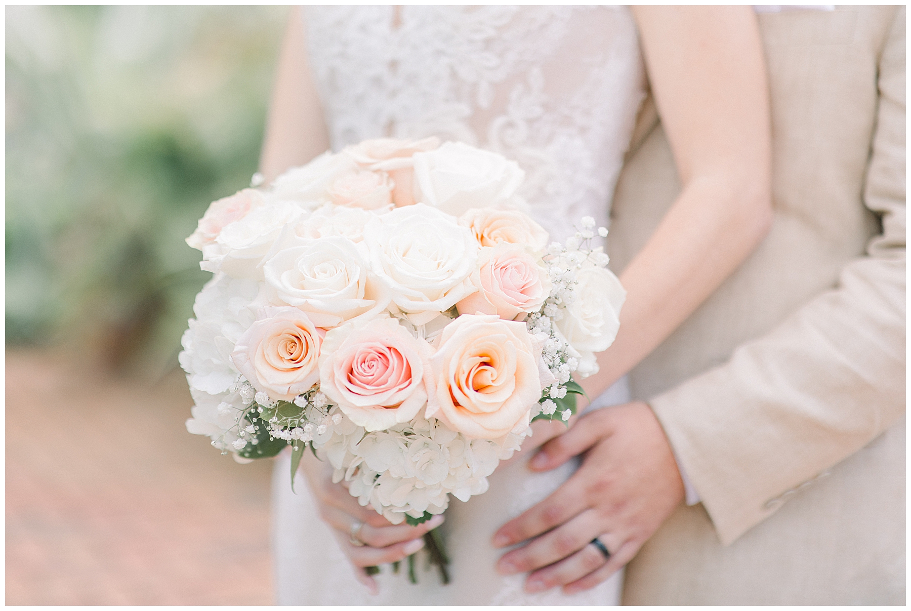 light colored elegant wedding bouquet