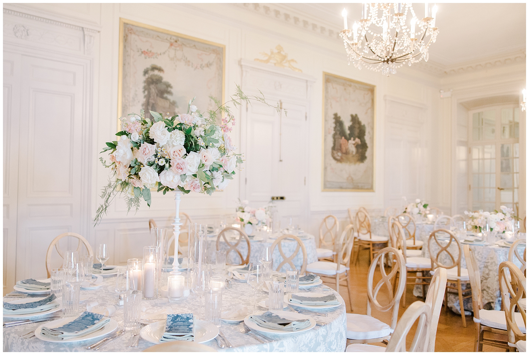 beautiful table setting at Dreamy Glen Manor Wedding