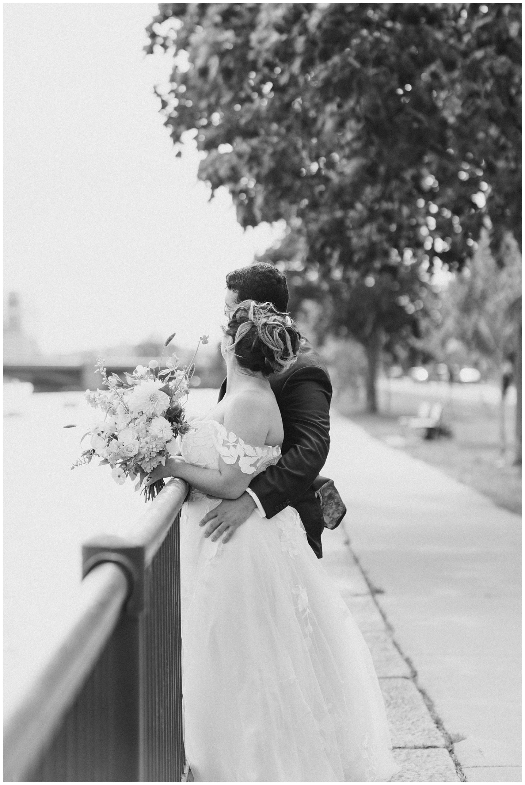 classic wedding portraits by Boston wedding photographer Stephanie Berenson