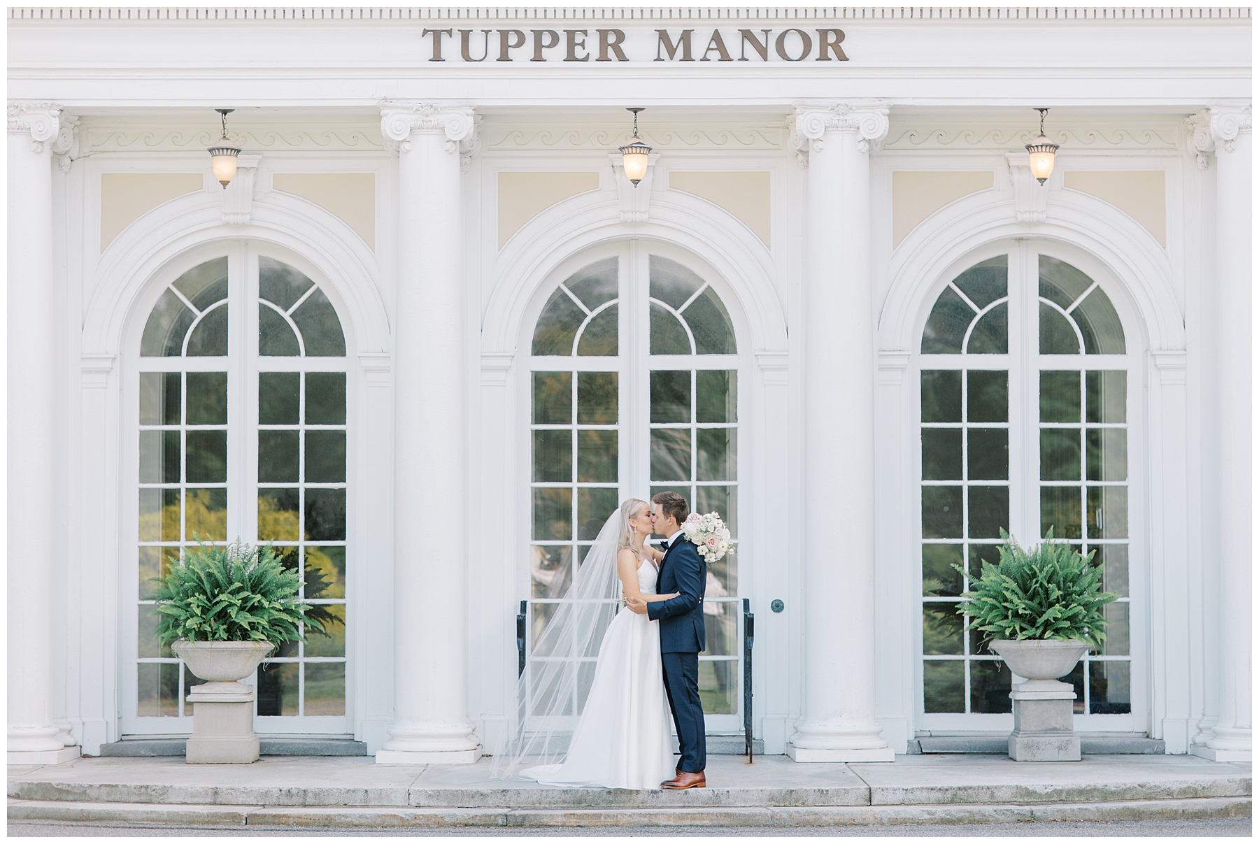 Chic + Elegant Tupper Manor Wedding photos