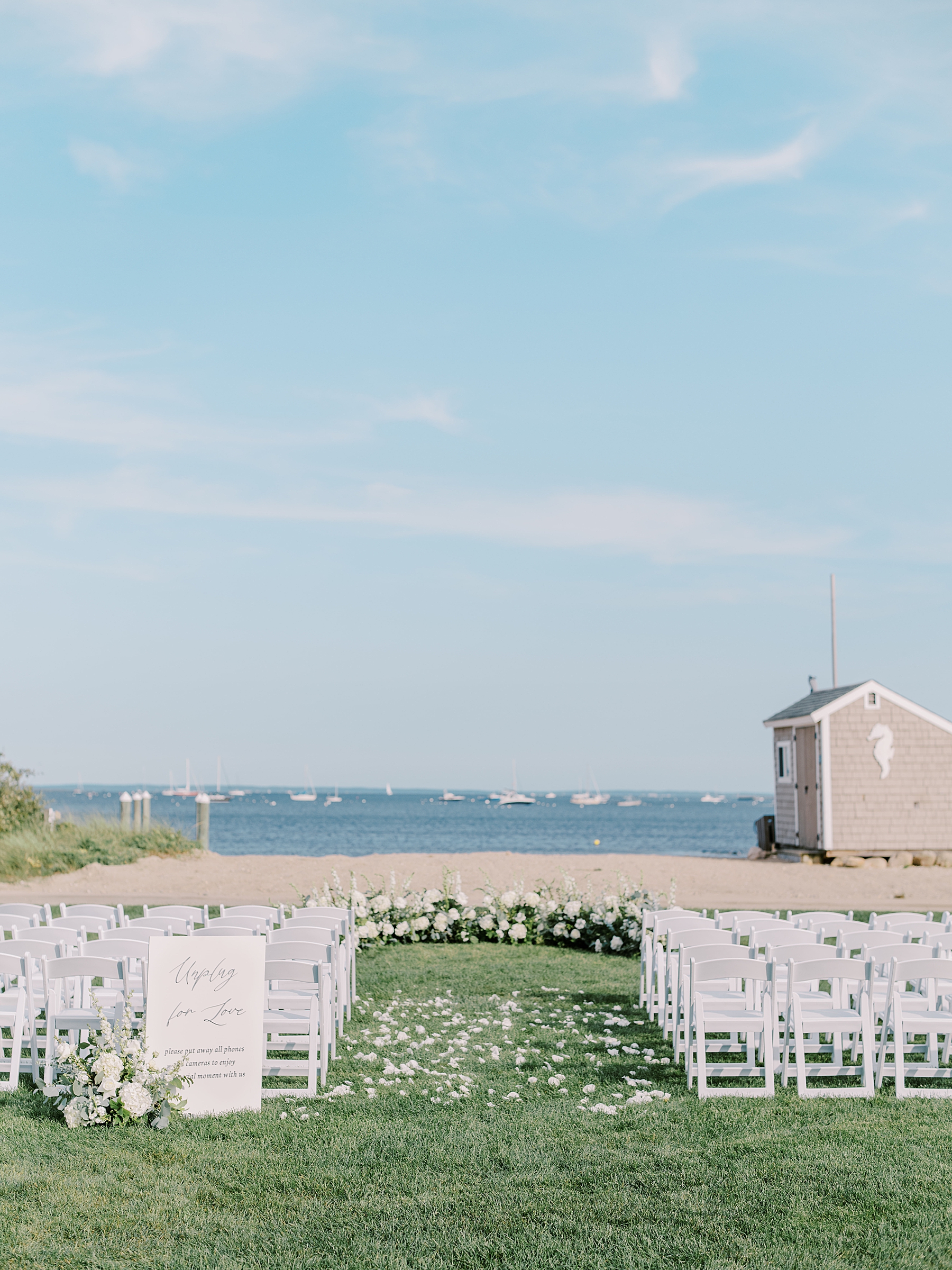 outdoor wedding ceremony at Shining Tides wedding
