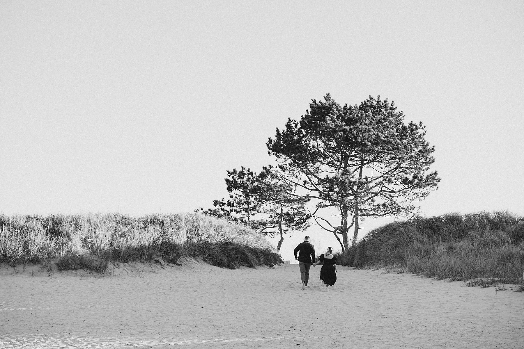 Timeless Wingaersheek Beach Engagement