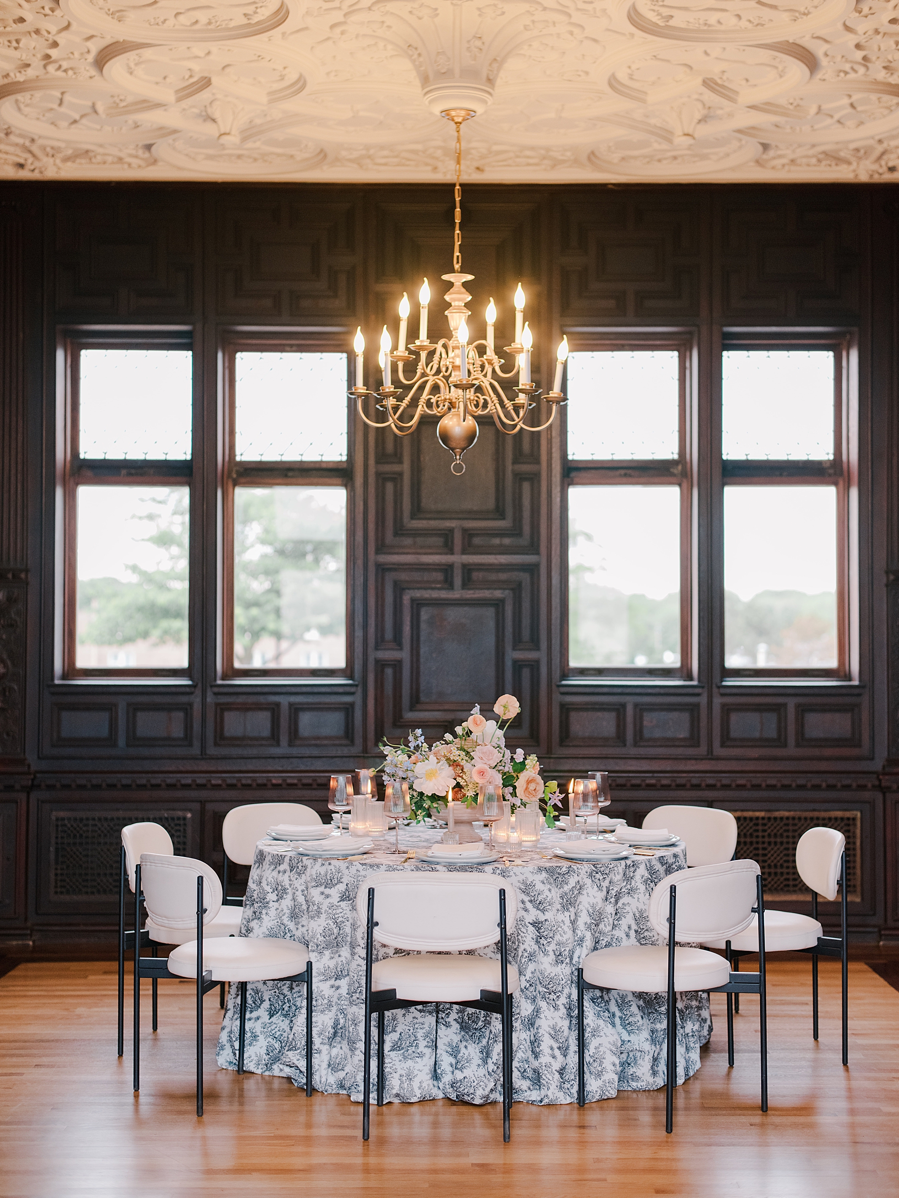 Elegant Branford House Wedding