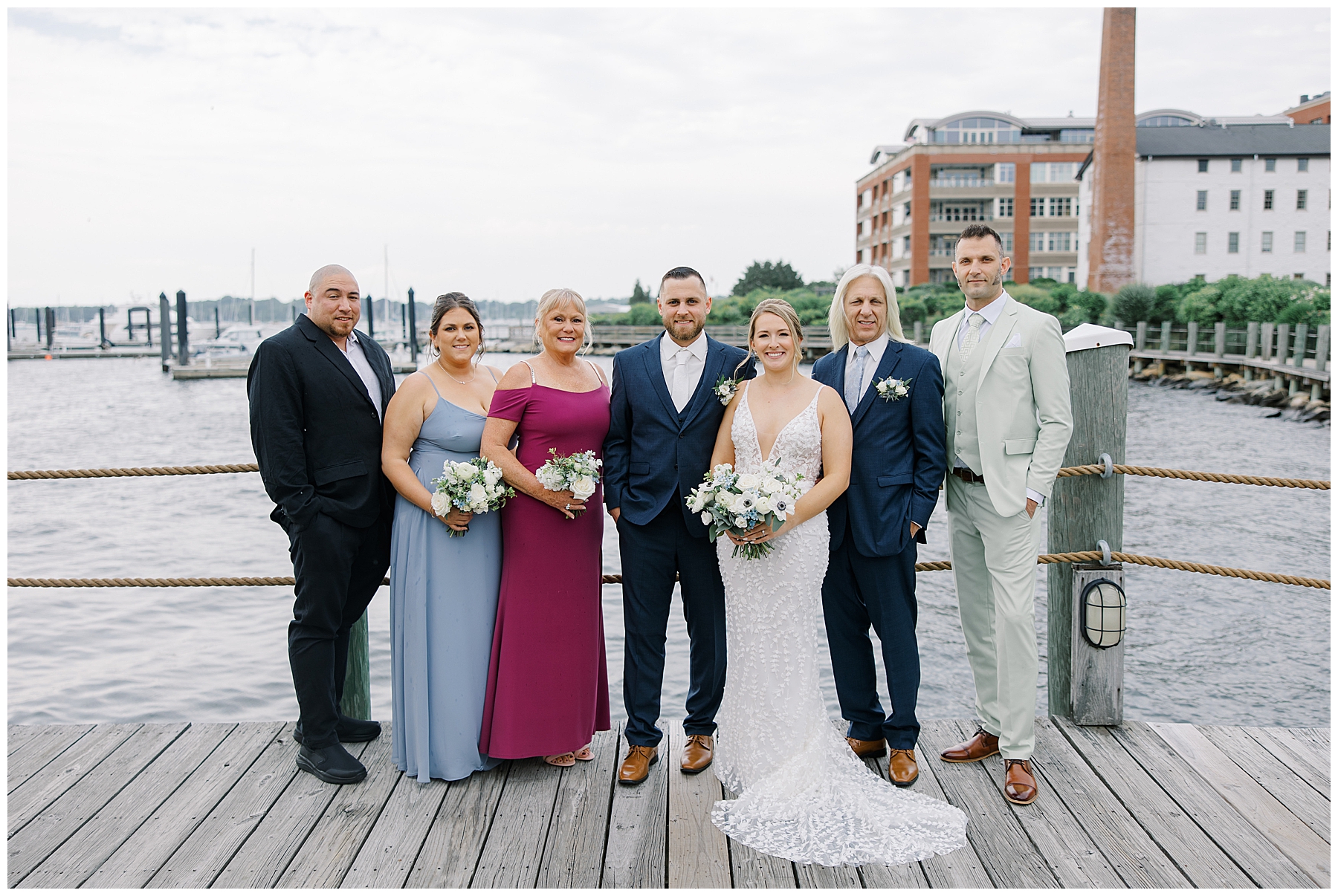 wedding photos with family 