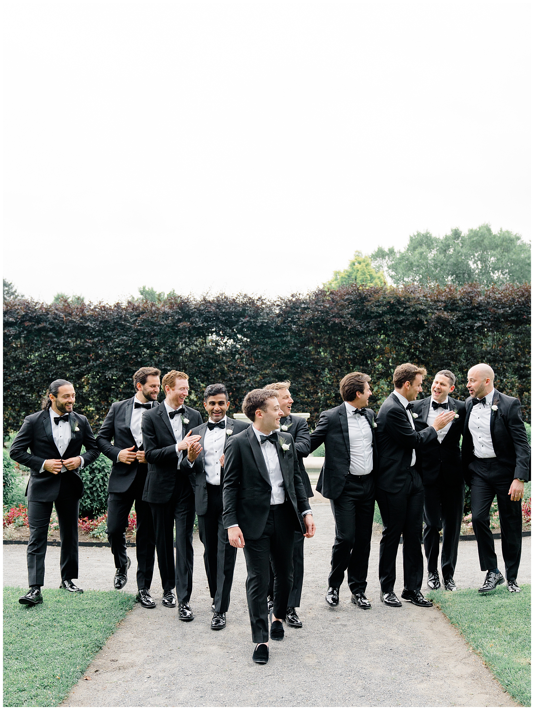 candid groomemen photos