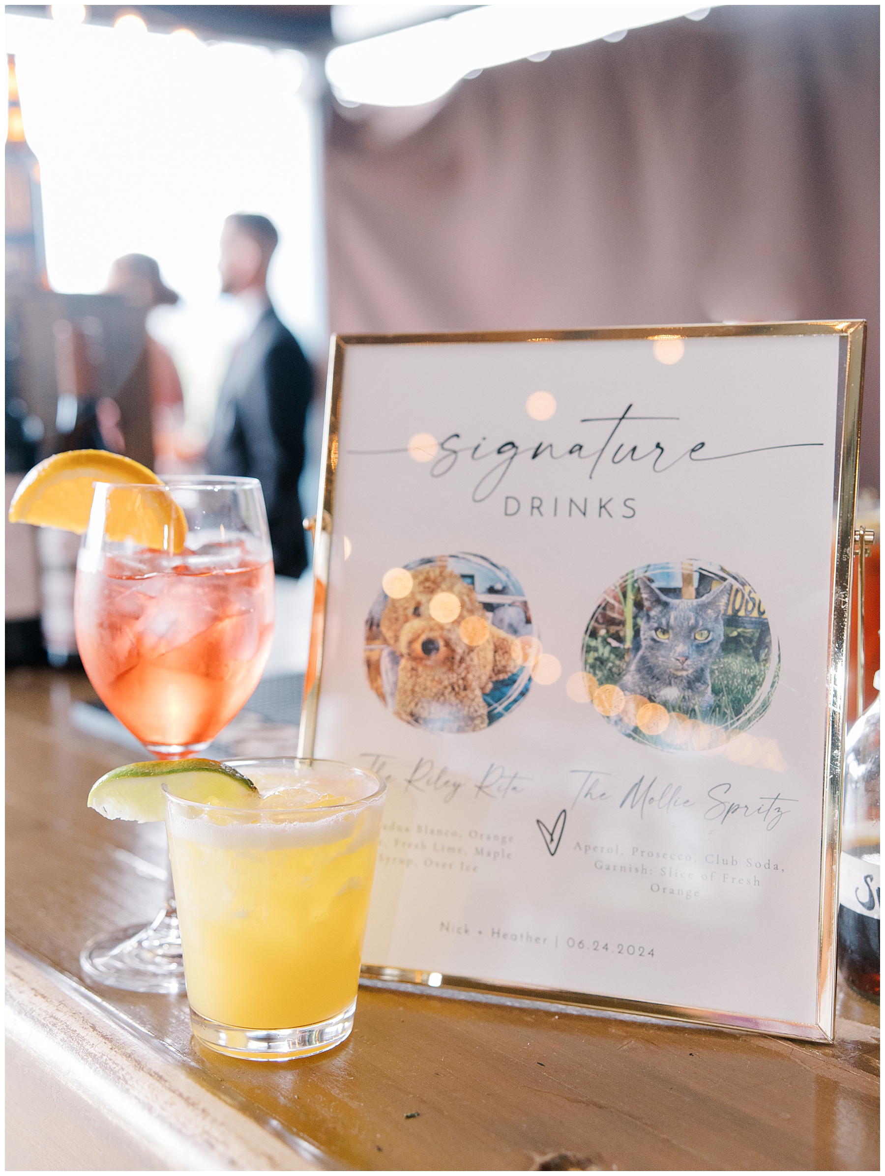 signature drink sign