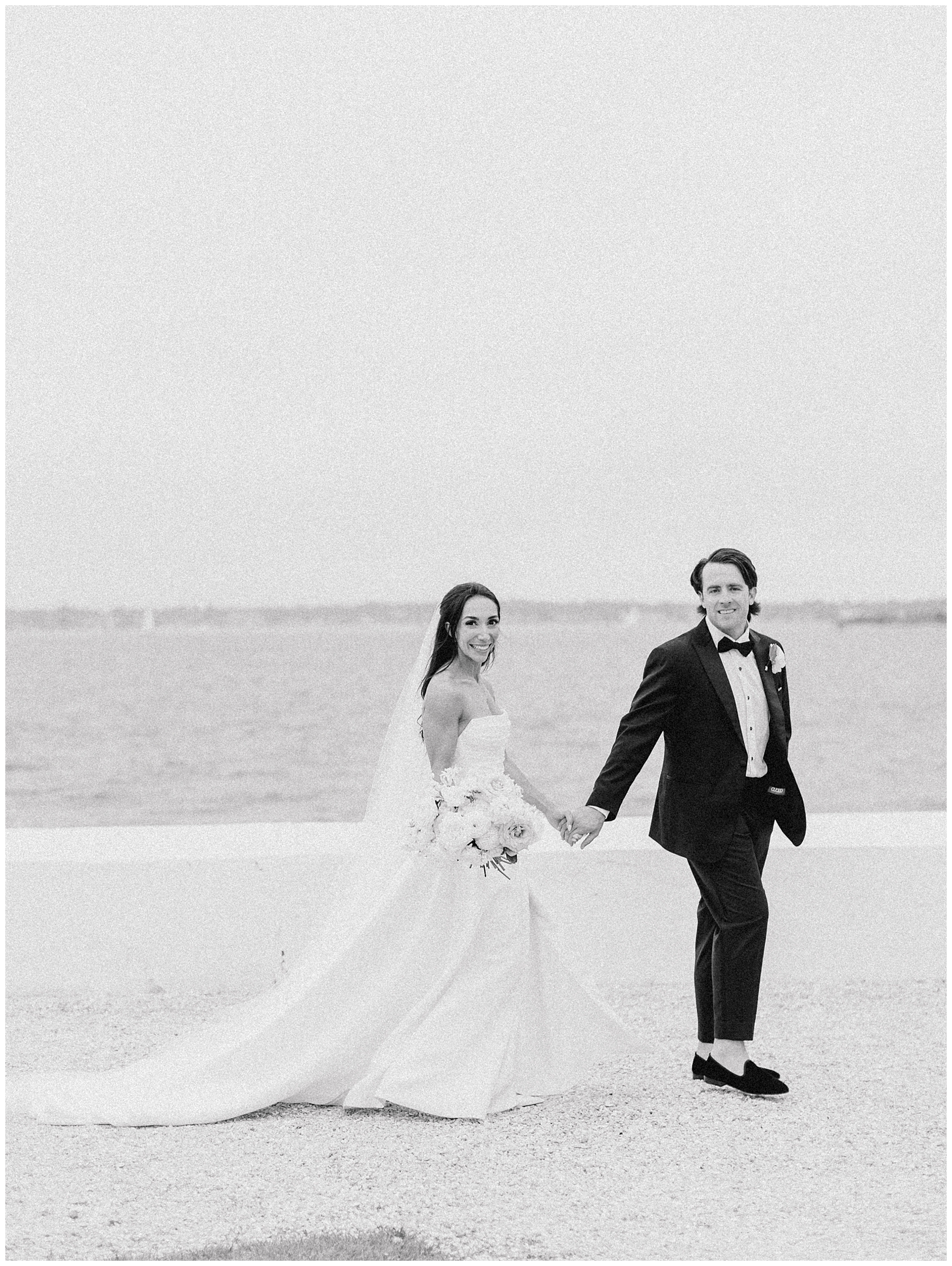 Timeless wedding photos