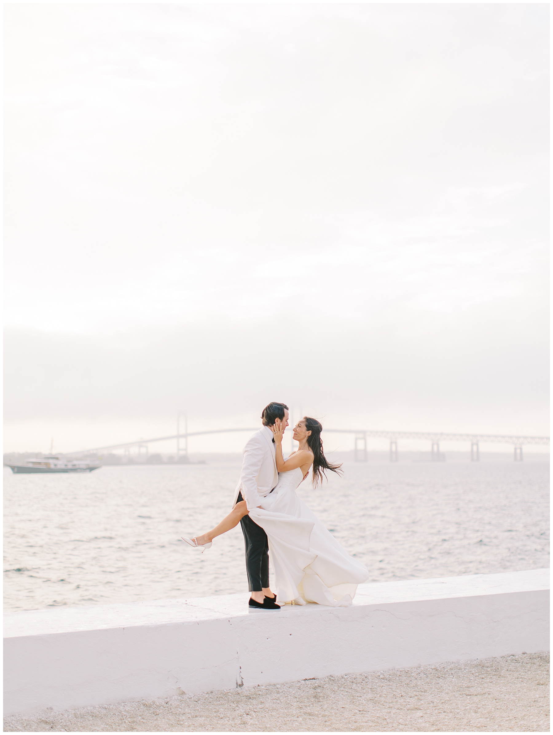 Romantic wedding photos by the water