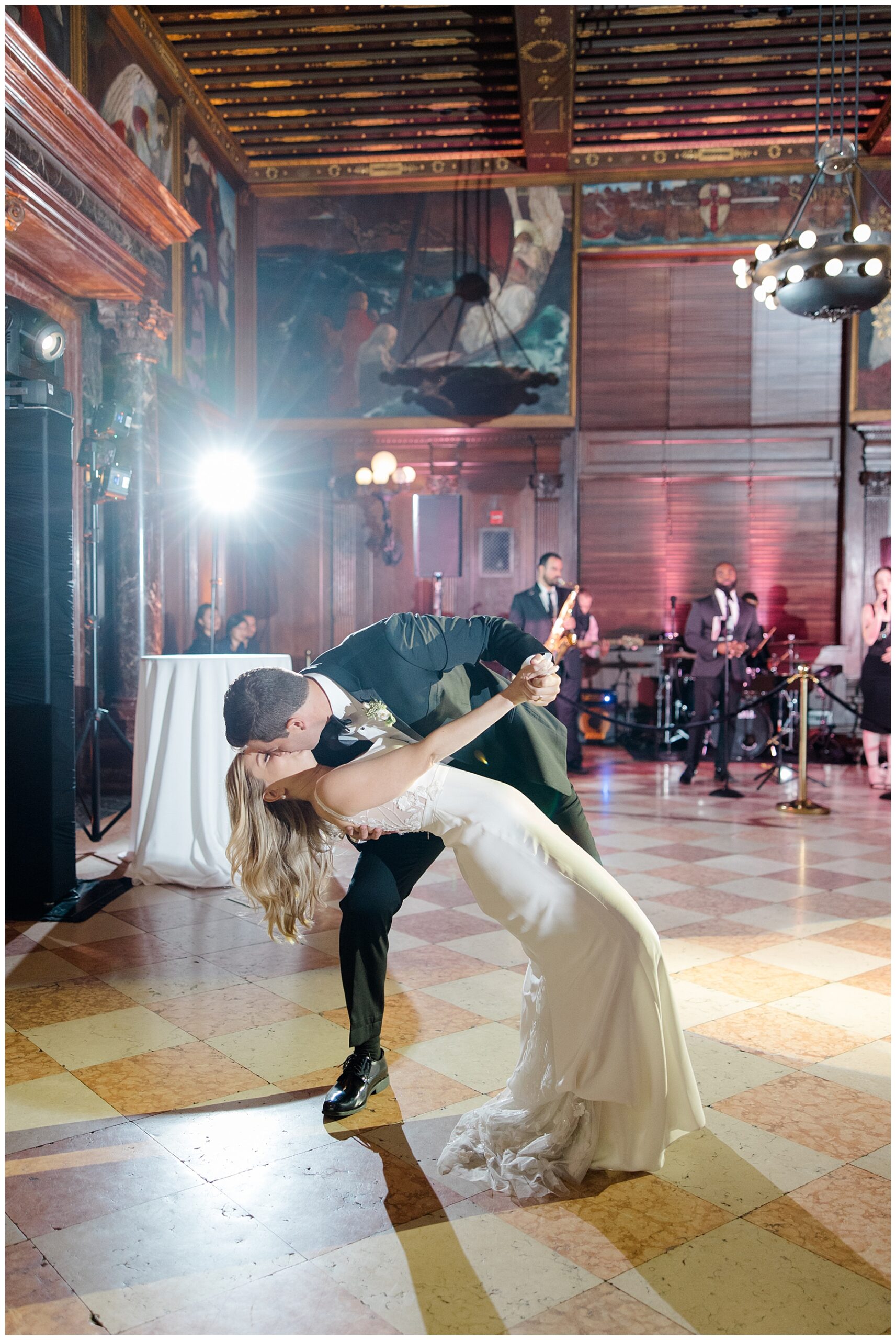 newlyweds first dance