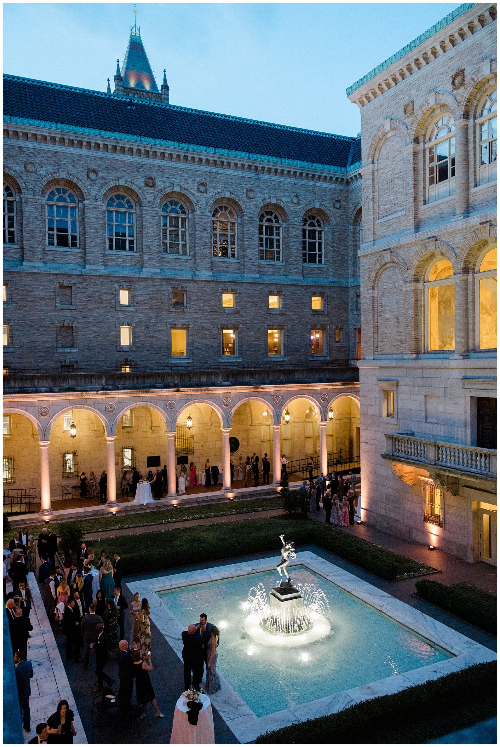 cocktail hour outdoors in the Courtyard of library