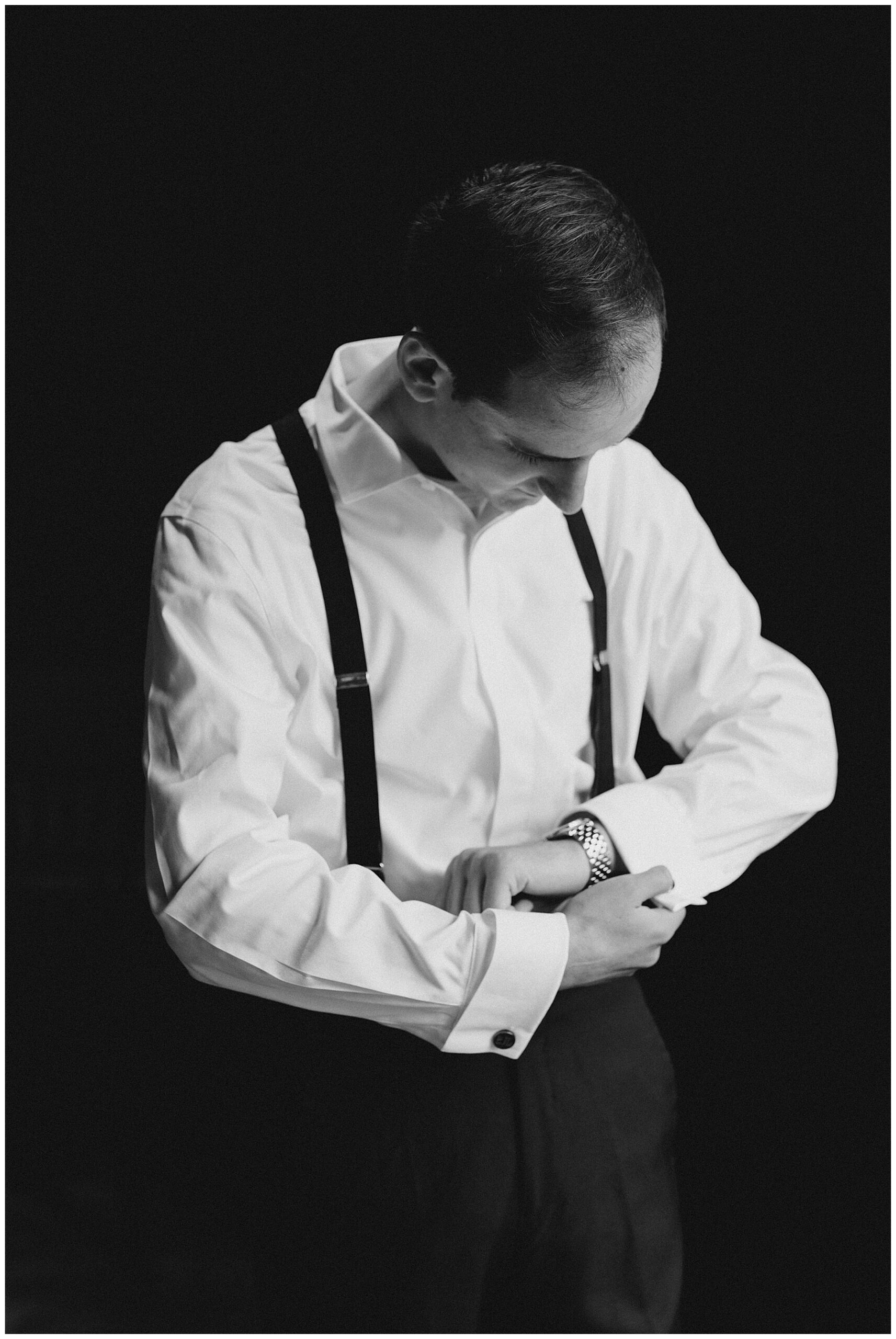 groom gettting ready