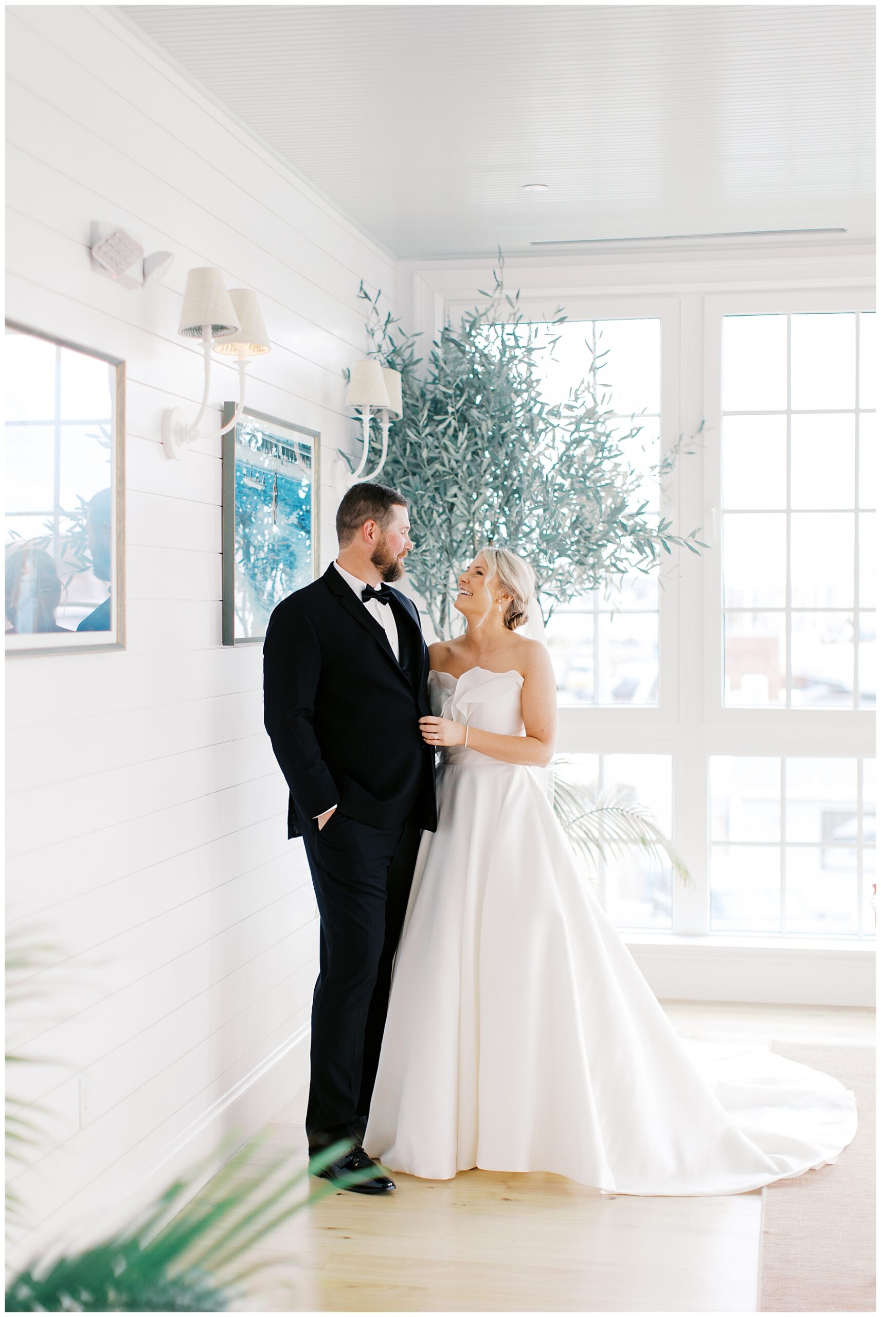 wedding portraits from Gardiner House wedding in Newport, RI