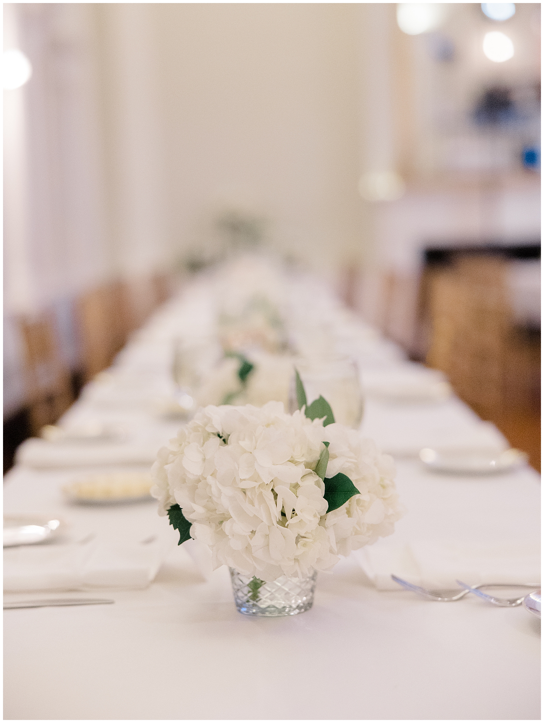white flower centerpieces