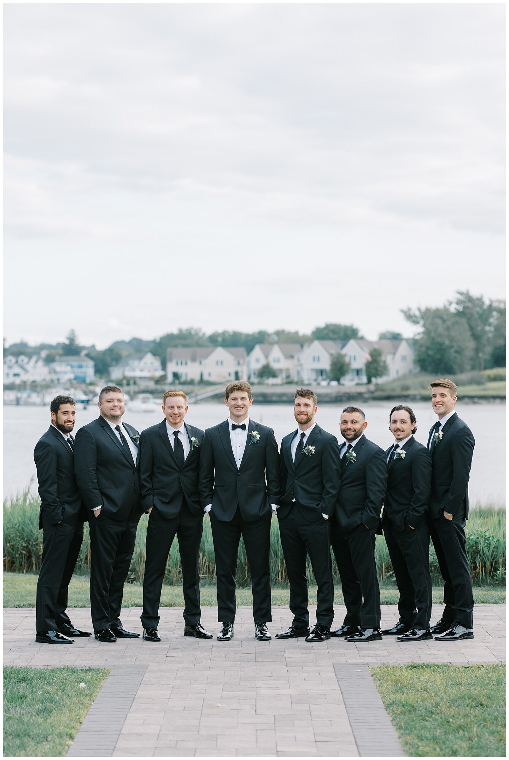 groom and groomsmen
