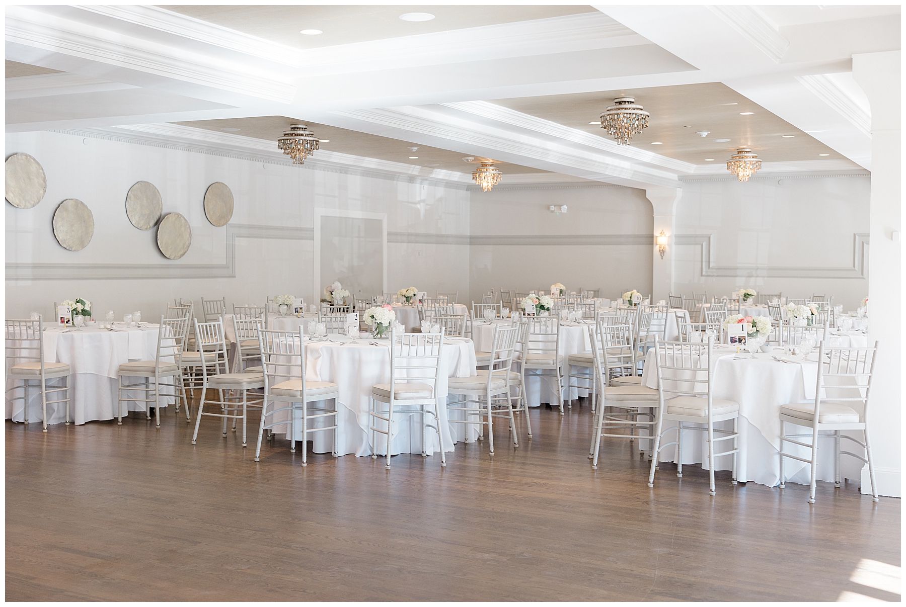 Saphire estate wedding reception in New England