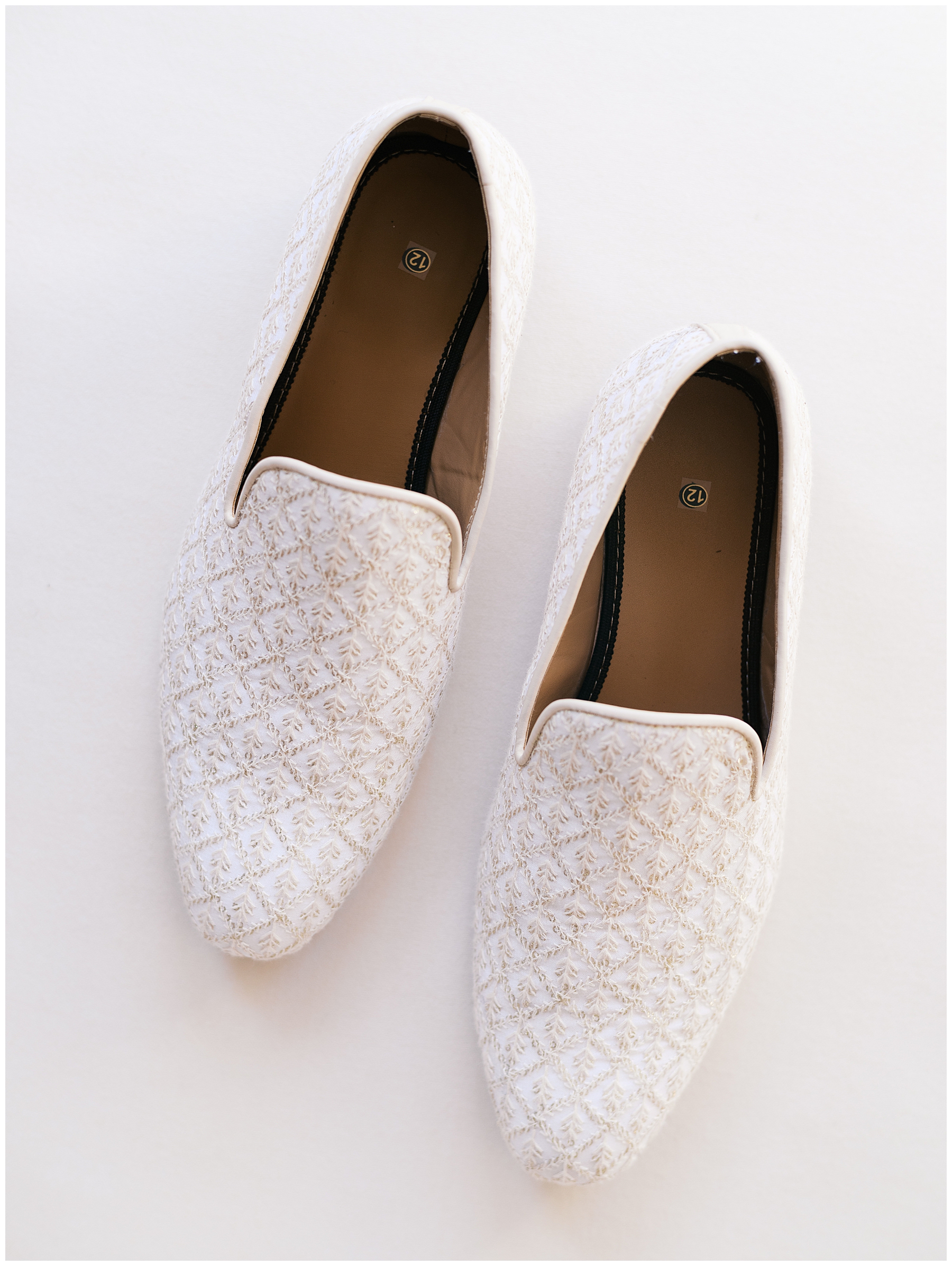 groom's white shoes