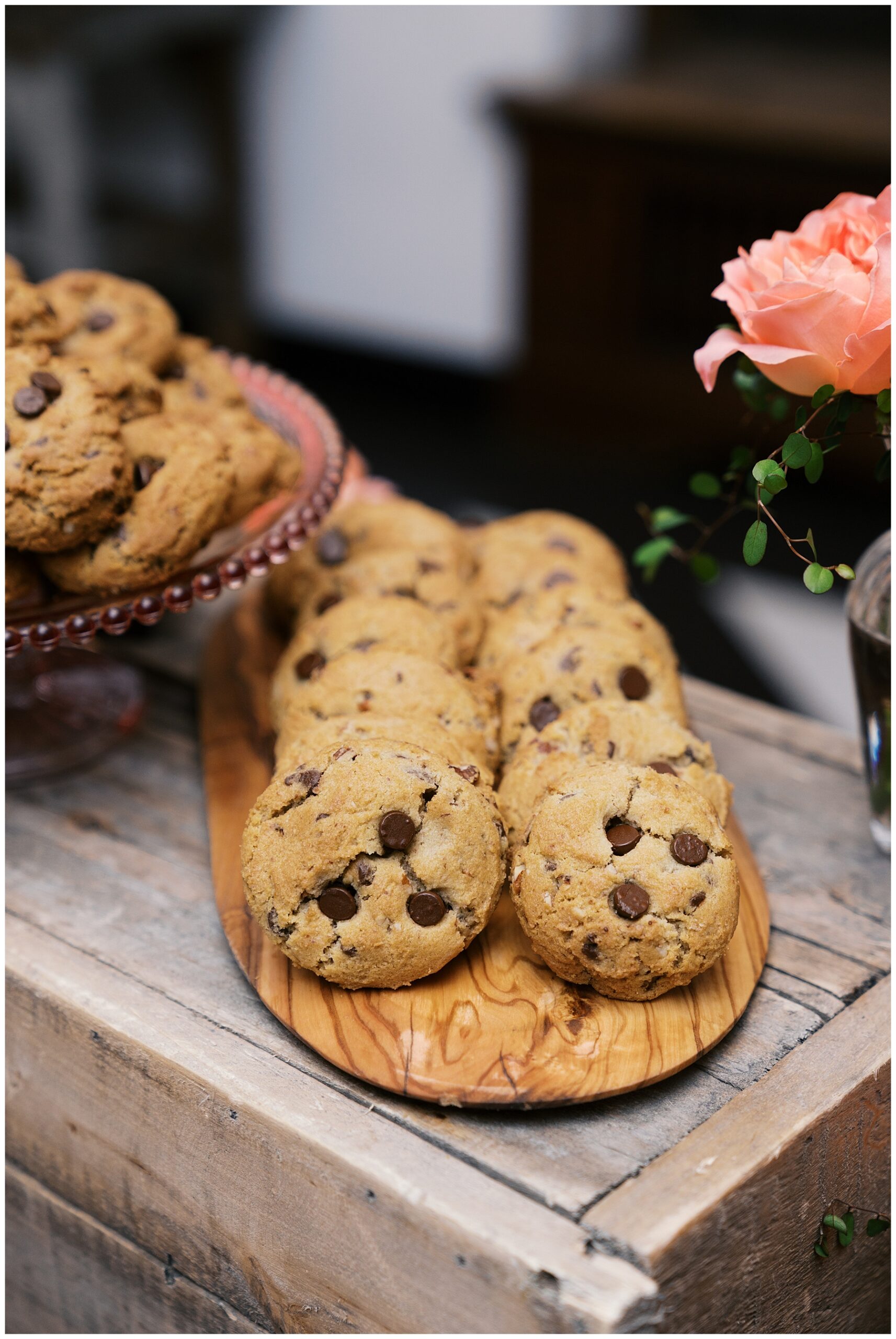 chocolate chip cookies